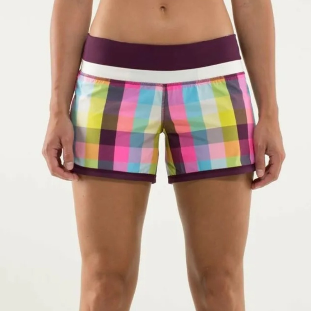 Lululemon Groovy Run Shorts - Sea Check Multi